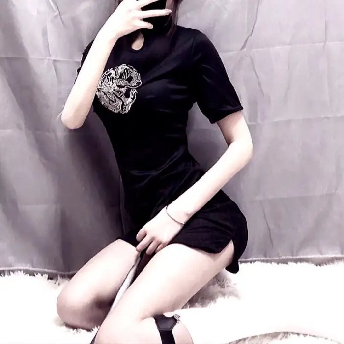 女机械人
